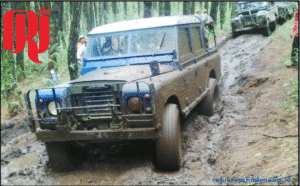 Menikmati Keindahan Hutan Cikole dalam Offroad
